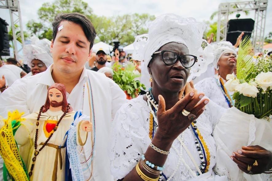 A maior festa religiosa da Bahia é marcada pelo sincretismo religioso e união entre diferentes demonstrações de fé. | Foto: Lucas Moura/Secom