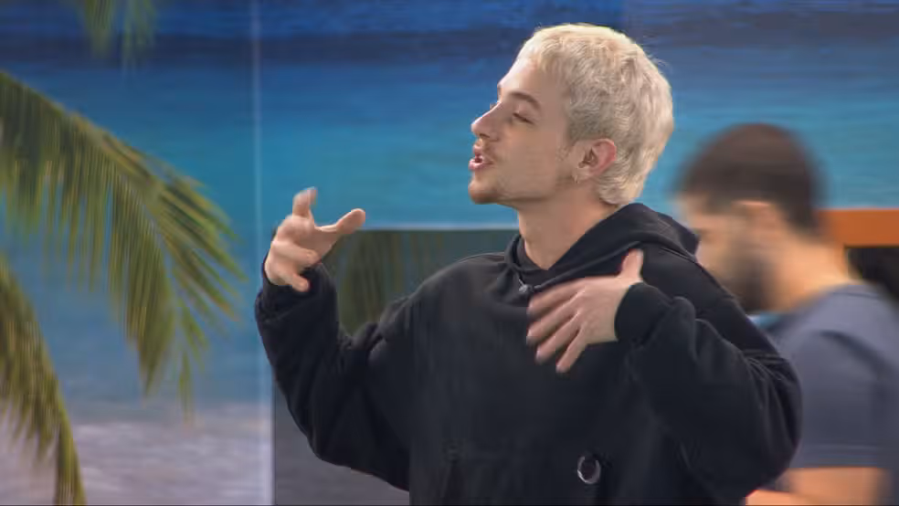  Na &aacute;rea externa,&nbsp;Juliano Floss e Jonas Sulzbach trocaram acusa&ccedil;&otilde;es e elevaram o tom da discuss&atilde;o. | Foto: Gshow