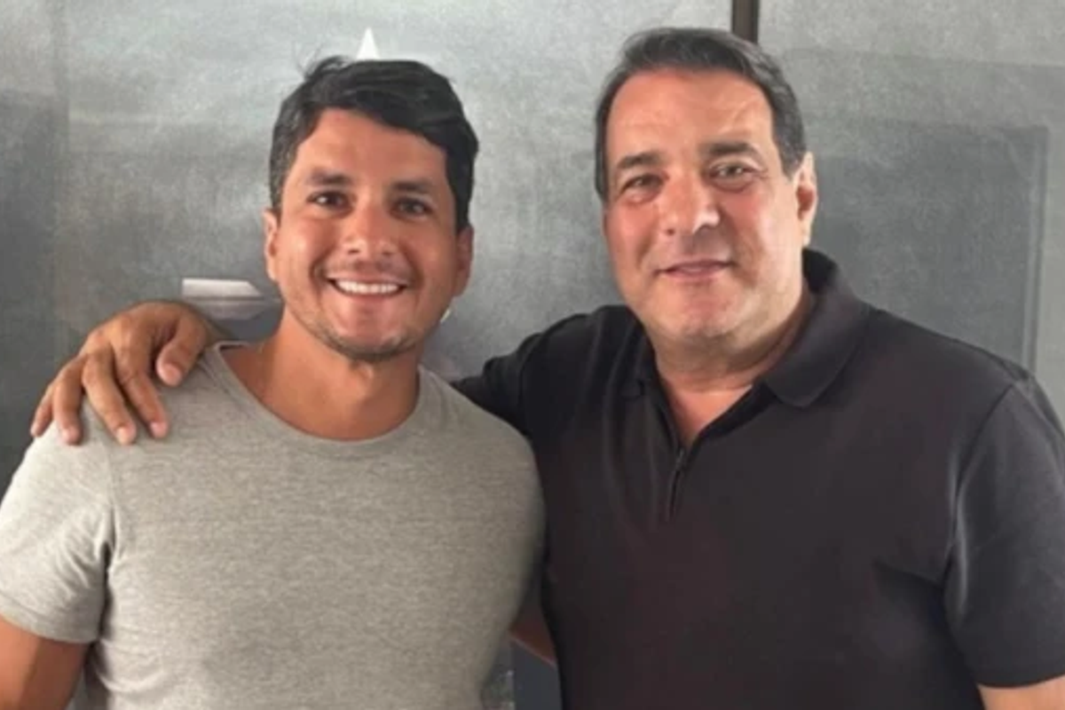 Vereador de Salvador Duda Sanches (Uni&atilde;o Brasil), ao lado de seu pai, o deputado estadual Alan Sanches. Foto: Redes sociais