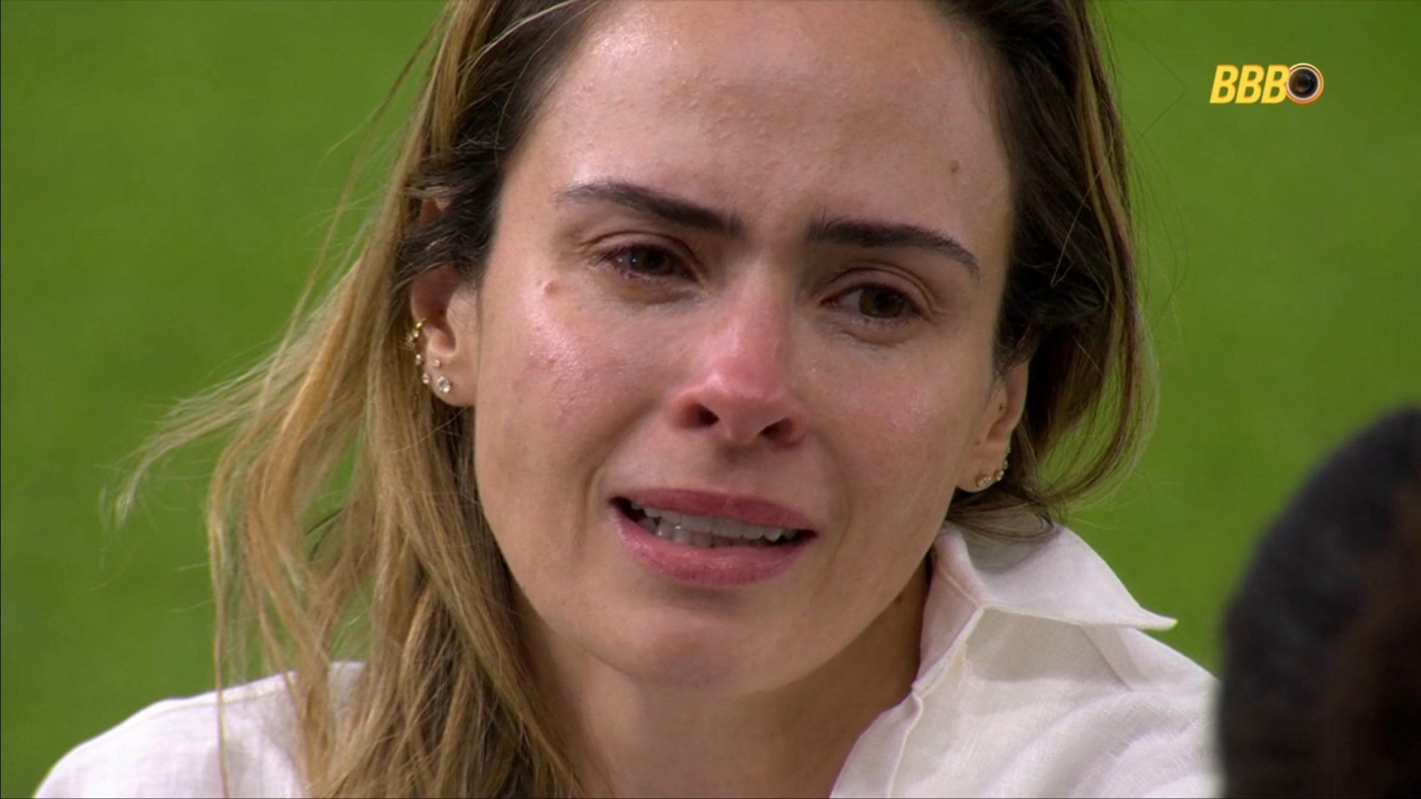 Na noite do &uacute;ltimo domingo (19), h&aacute; dois dias da grande Final, o pai de Ana Paula, Gerardo Renault, morreu aos 96 anos. | Foto: Gshow