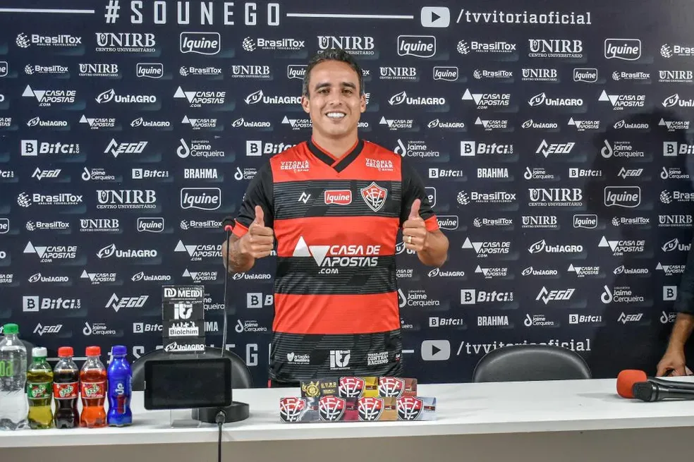 Os advogados de Jadson afirmaram que o caso ainda est&aacute; em fase inicial e destacaram o princ&iacute;pio da presun&ccedil;&atilde;o de inoc&ecirc;ncia. | Foto: EC Vit&oacute;ria