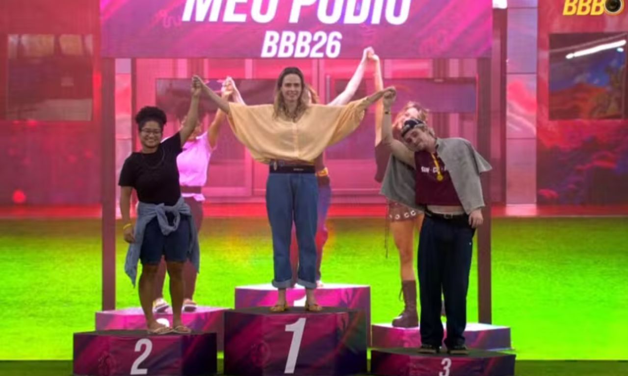 Ap&oacute;s a din&acirc;mica do Sincer&atilde;o no BBB 26, na madrugada desta ter&ccedil;a-feira (7), Milena conversou com Ana Paula e Samira. | Foto: Gshow