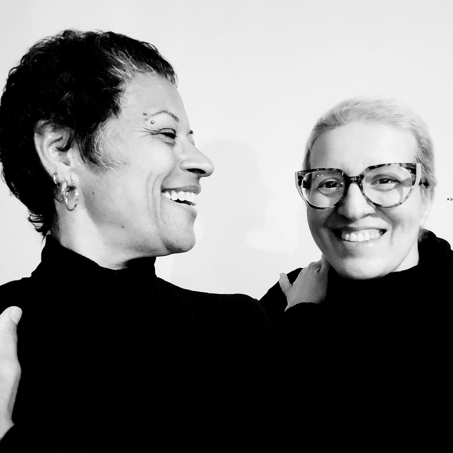 A sessão acontece às 20h e terá toda a renda revertida para o tratamento da atriz Christiane Veigga, diagnosticada há seis anos com câncer de mama. | Foto: Divulgação