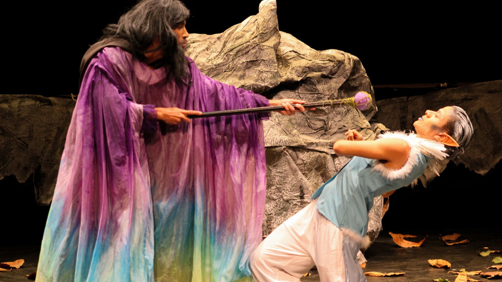 'A Tempestade', releitura cômica de Shakespeare, fica em cartaz no teatro da Ufba até domingo (21) | Foto: Felipe Farias Aguiar
