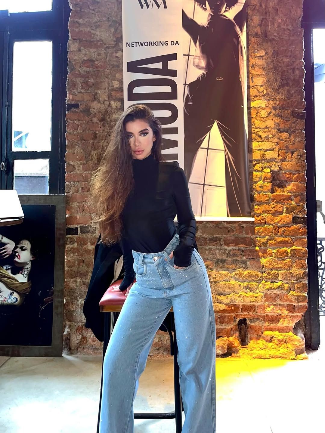 A psic&oacute;loga, modelo e maquiadora profissional Ana Luiza Mateus, de 29 anos, morreu ap&oacute;s cair do 13&ordm; andar de um pr&eacute;dio no RJ. | Foto: Redes Sociais