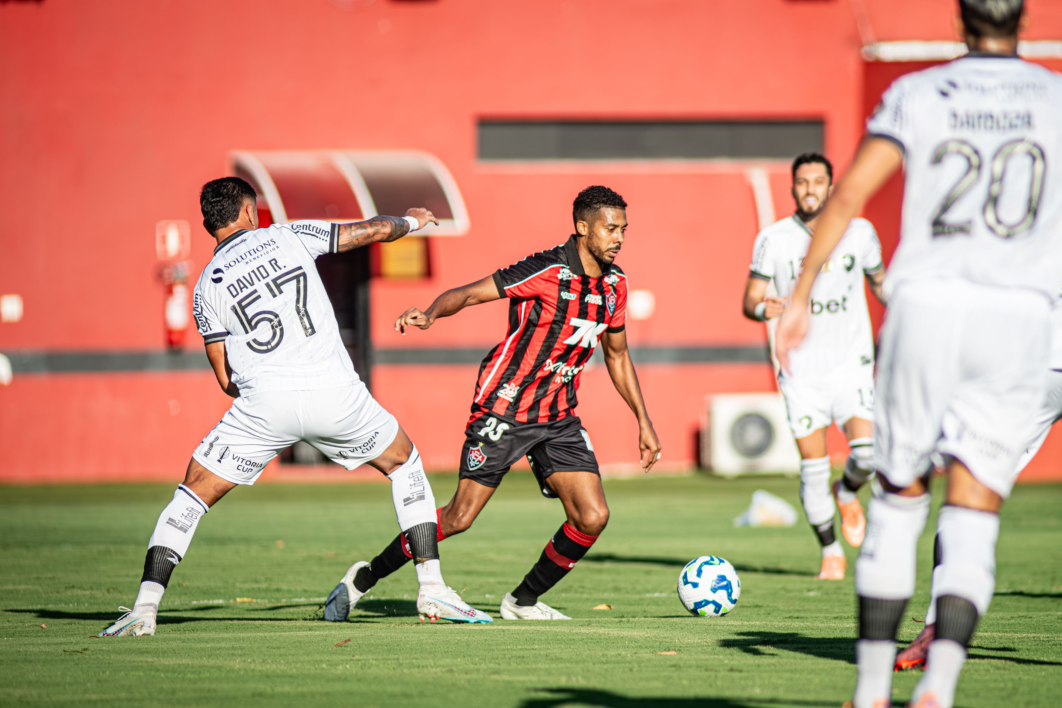 Vitória, de Lucas Halter, empatou por 0 a 0 contra o Botafogo | Foto: Victor Ferreira/EC Vitória