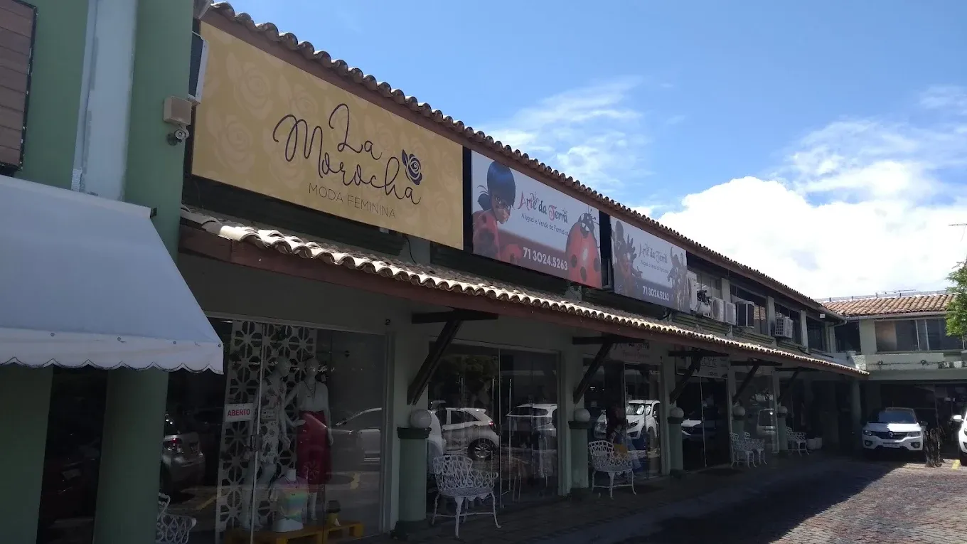 Uma loja do Shopping MultiCenter, em Lauro de Freitas, foi alvo de criminosos na madrugada desta segunda-feira (15). | Foto: Redes Sociais