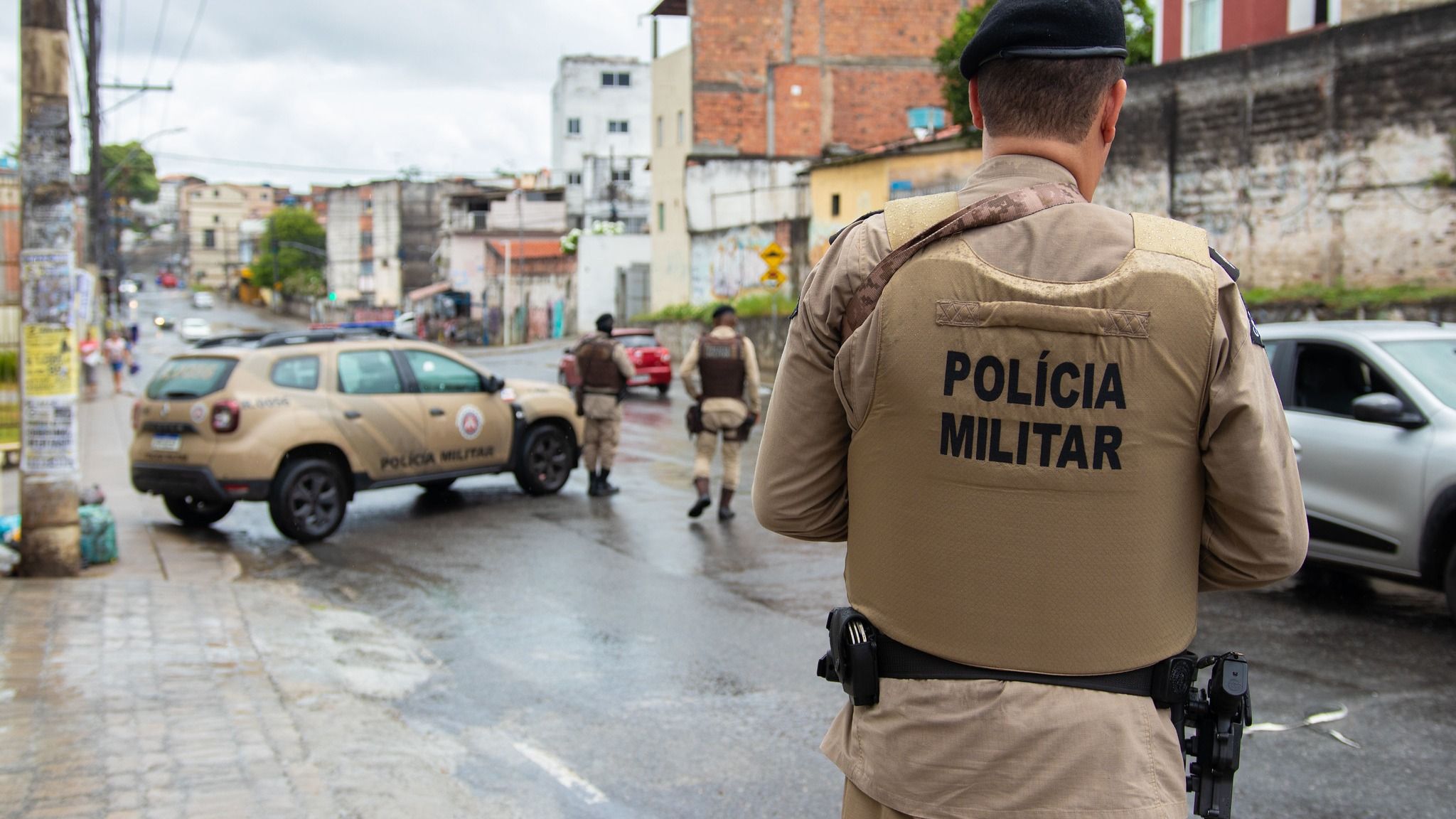 Segundo informa&ccedil;&otilde;es da pol&iacute;cia, as equipes realizavam rondas na regi&atilde;o quando viram um homem dentro de uma edifica&ccedil;&atilde;o. | Foto: SSP-BA