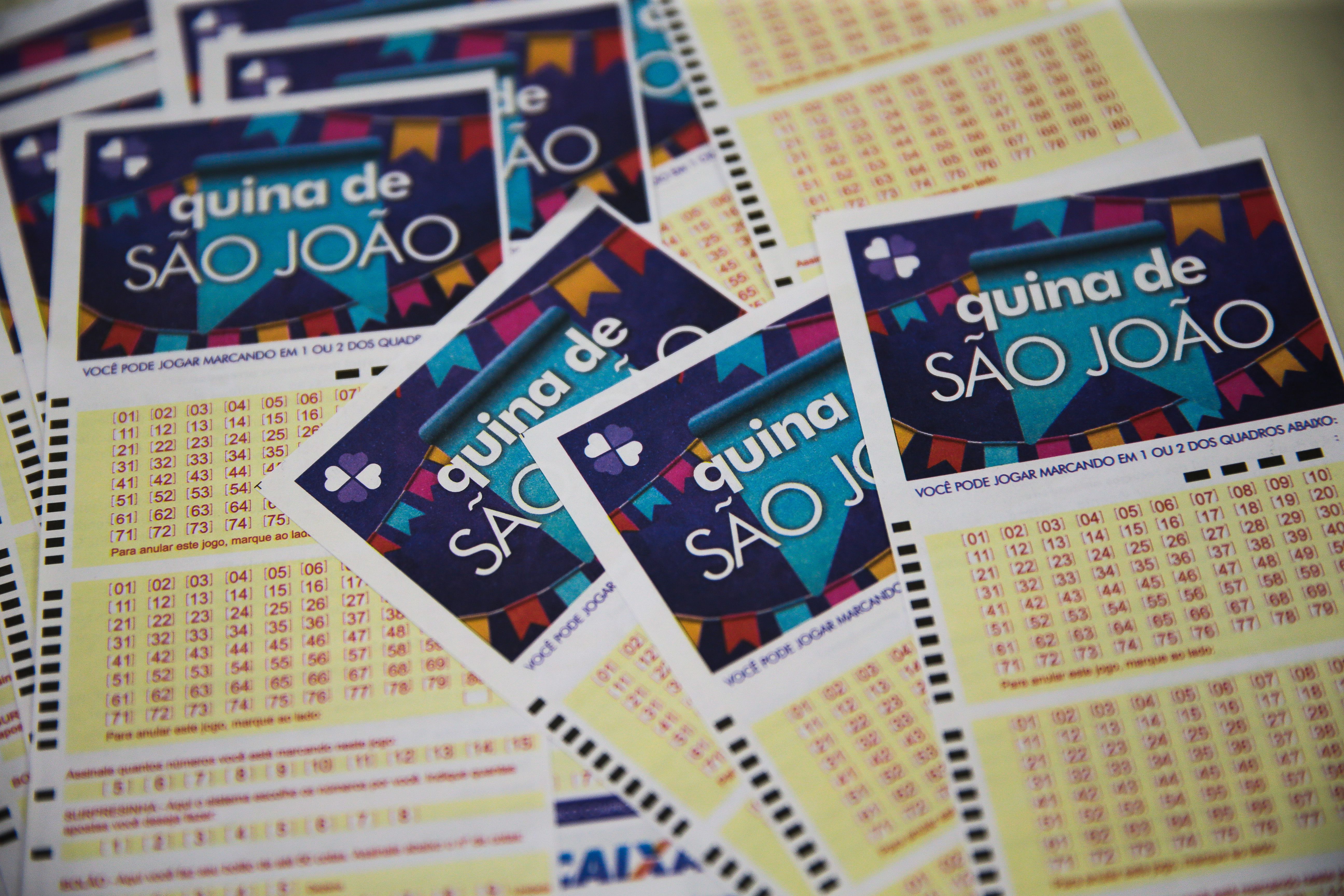 A Caixa Econ&ocirc;mica Federal realiza neste domingo (28), &agrave;s 14h, o sorteio da Quina de S&atilde;o Jo&atilde;o. | Foto: Marcello Casal Jr./Ag&ecirc;ncia Brasil