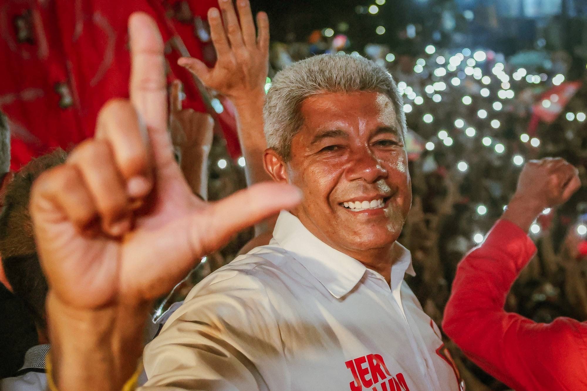 O atual governador da Bahia, Jer&ocirc;nimo Rodrigues (PT), foi reeleito neste domingo (4) para comandar o estado por mais quatro anos. | Foto: Divulga&ccedil;&atilde;o