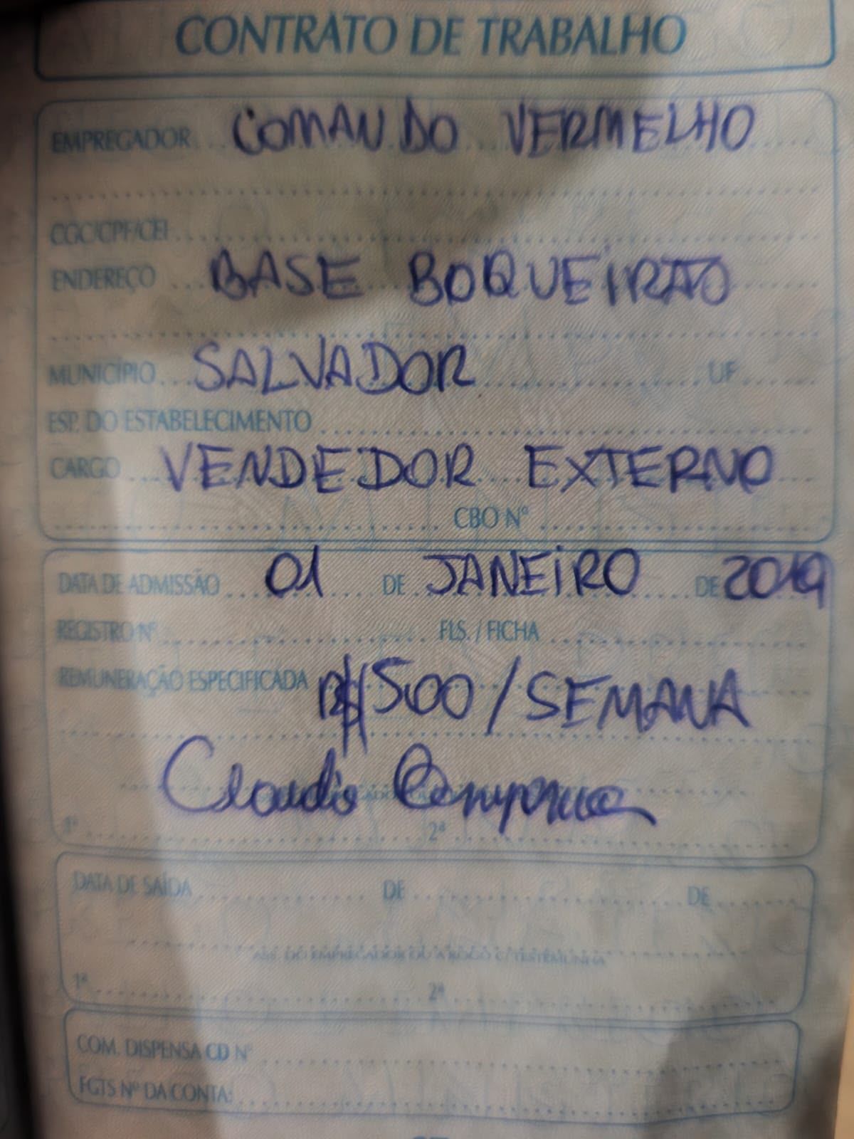 Uma imagem de uma suposta carteira de trabalho assinada pelo Comando Vermelho (CV) come&ccedil;ou a circular e chamou a aten&ccedil;&atilde;o nas redes sociais. | Foto: Redes Sociais