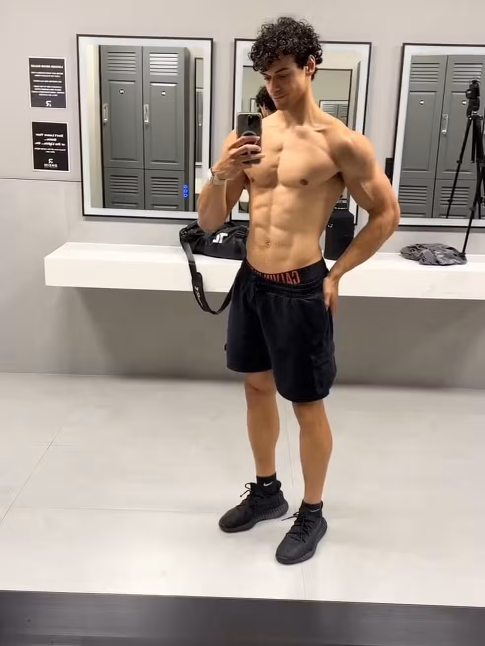 O domingo (3) promete ser especial para Victor Alexandre, filho de Carla Perez e Xanddy. | Foto: Redes Sociais