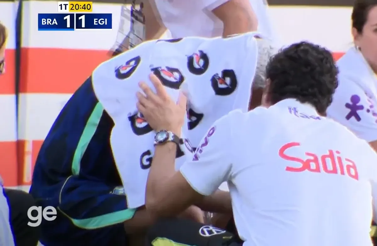 A uma semana da estreia da Sele&ccedil;&atilde;o Brasileira na Copa do Mundo, o lateral-direito Wesley Fran&ccedil;a virou motivo de preocupa&ccedil;&atilde;o. | Foto: Reprodu&ccedil;&atilde;o/TV Globo
