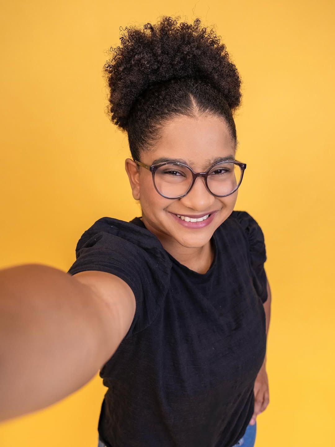 A participante Milena, do grupo Pipoca no BBB 26, recebeu mensagens de integrantes da banda mexicana RBD. | Foto: Redes Sociais