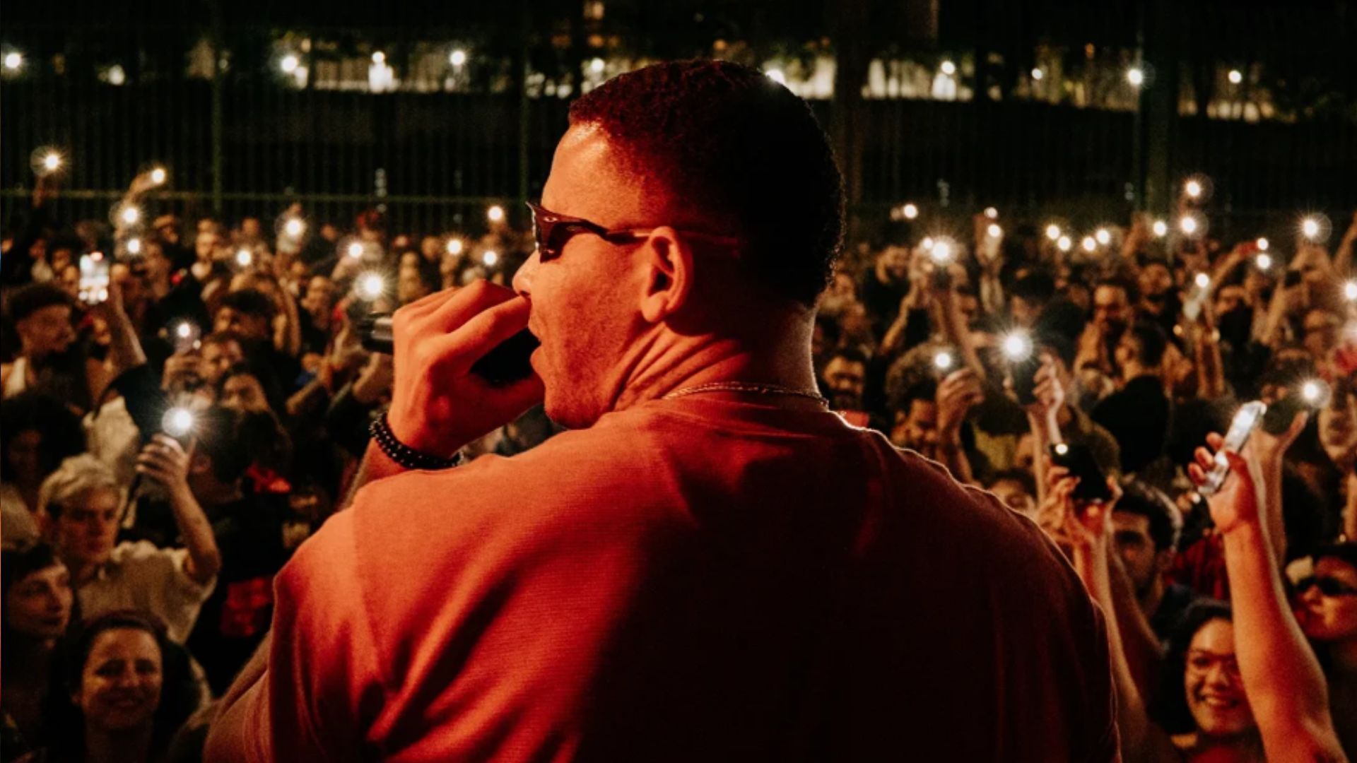 Príncipe do Bixiga, Rom Santana tem lotado espaços em São Paulo | Foto: Leonardo Andrade (@leo.art____)