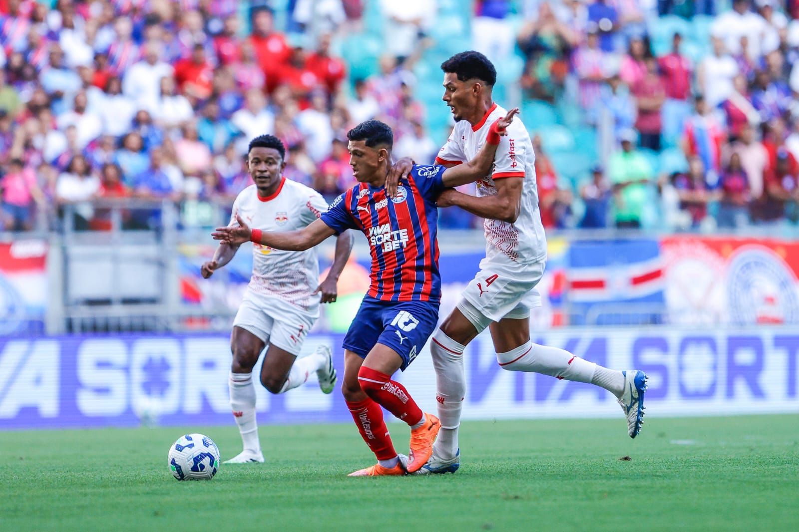 Jogo Entre Bahia E Bragantino Na Fonte Nova Foto Rafael Rodrigues Ec Bahia