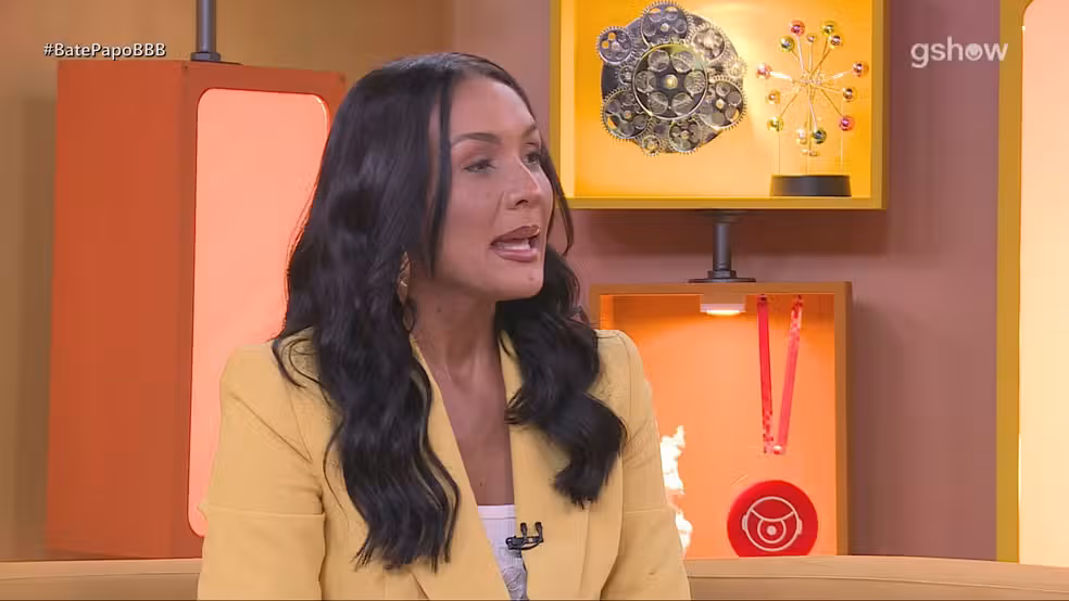 Maxiane tamb&eacute;m comentou o beijo que trocou com Jonas. | Foto: Gshow