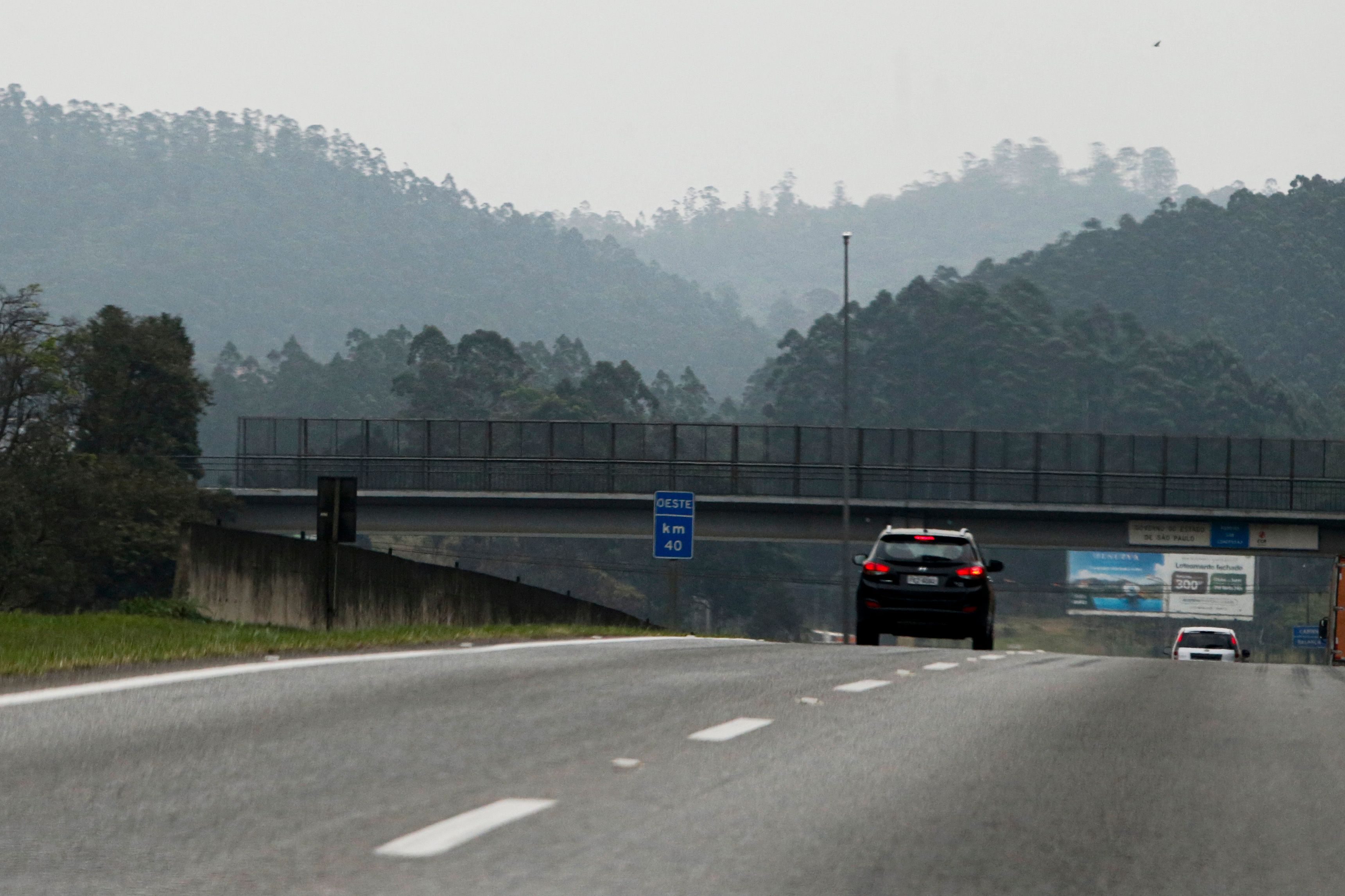 Quem deseja economizar tempo nas pra&ccedil;as de ped&aacute;gio pode utilizar alternativas digitais dispon&iacute;veis nas rodovias. | Foto: Paulo Pinto/Ag&ecirc;ncia Brasil