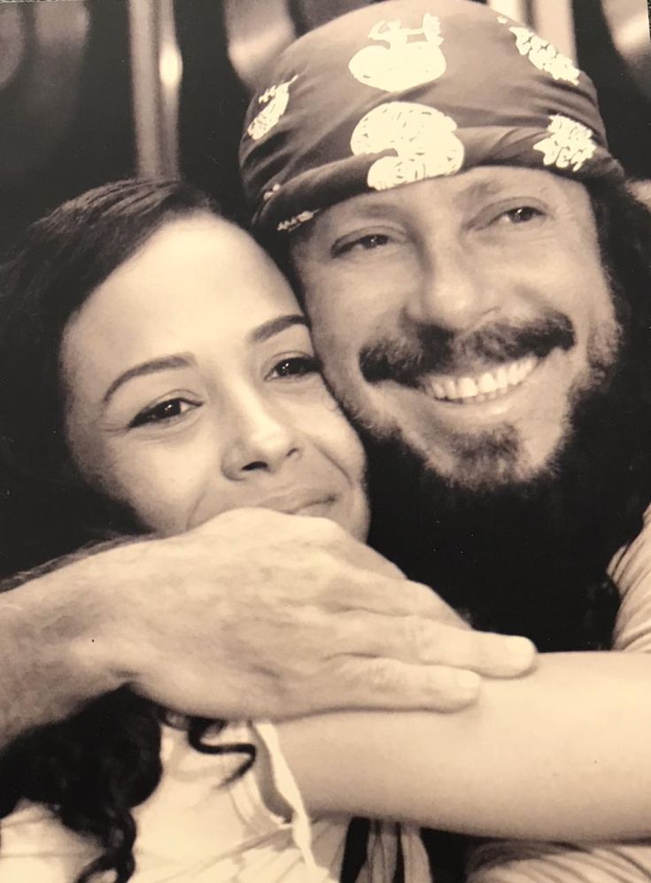 Bell tamb&eacute;m &eacute; pai da artista pl&aacute;stica Rebeca Teixeira, hoje com 44 anos. | Foto: Redes Sociais