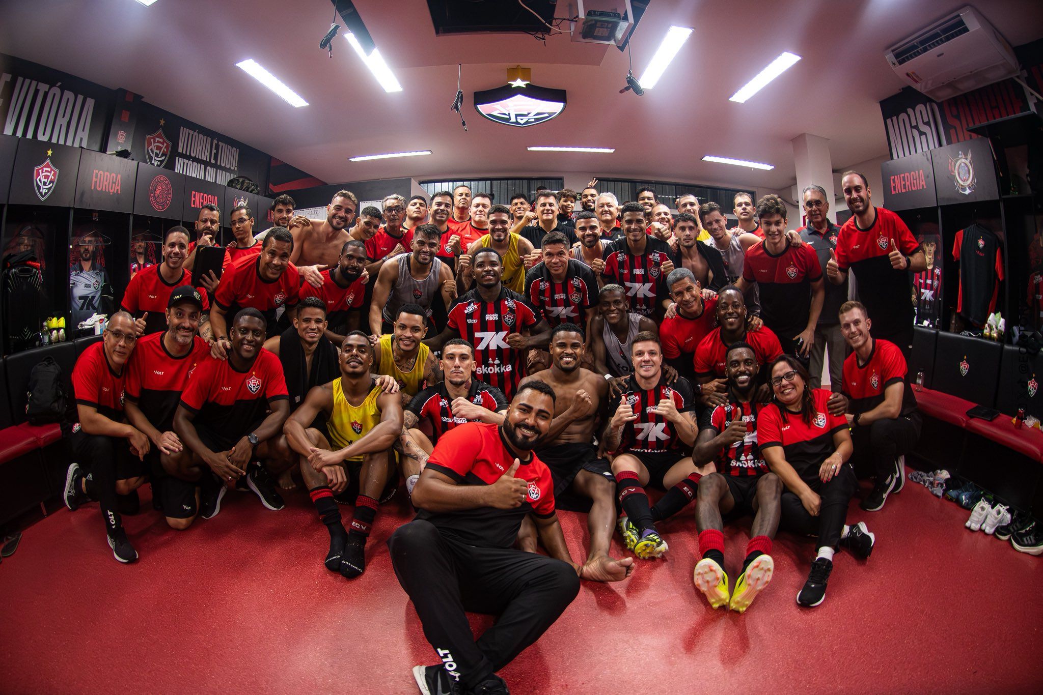 O Esporte Clube Vit&oacute;ria venceu o S&atilde;o Paulo Futebol Clube por 2 a 0 na tarde deste s&aacute;bado (11), no Barrad&atilde;o. | Foto: Victor Ferreira/EC Vit&oacute;ria