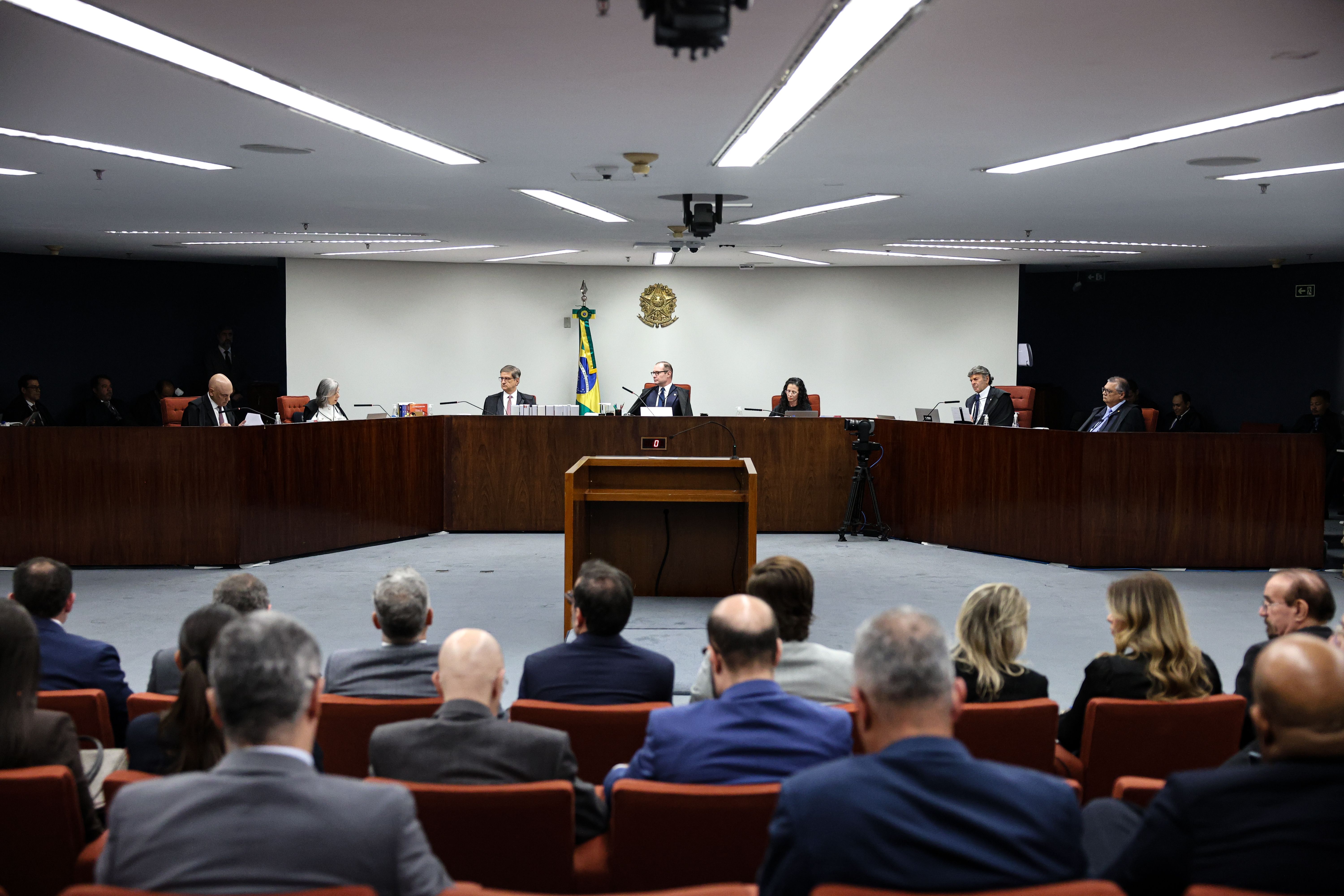 A votação foi finalizada com o voto do ministro Cristiano Zanin, que se posicionou contra os pedidos da defesa de anular o processo ou de transferi-lo para o plenário. | Foto: Marcelo Camargo/Agência Brasil