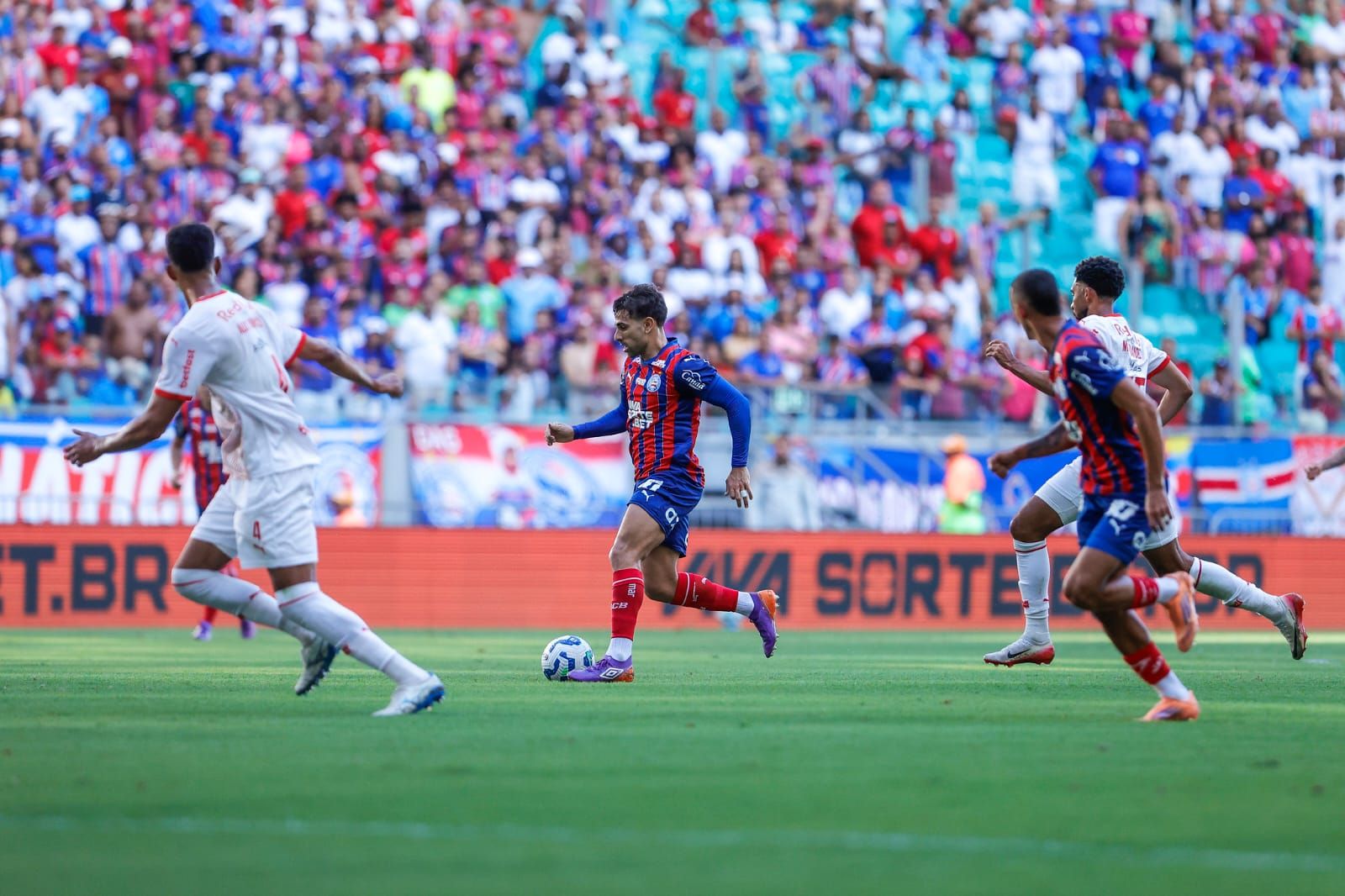 Bahia E Bragantino Na Fonte Nova