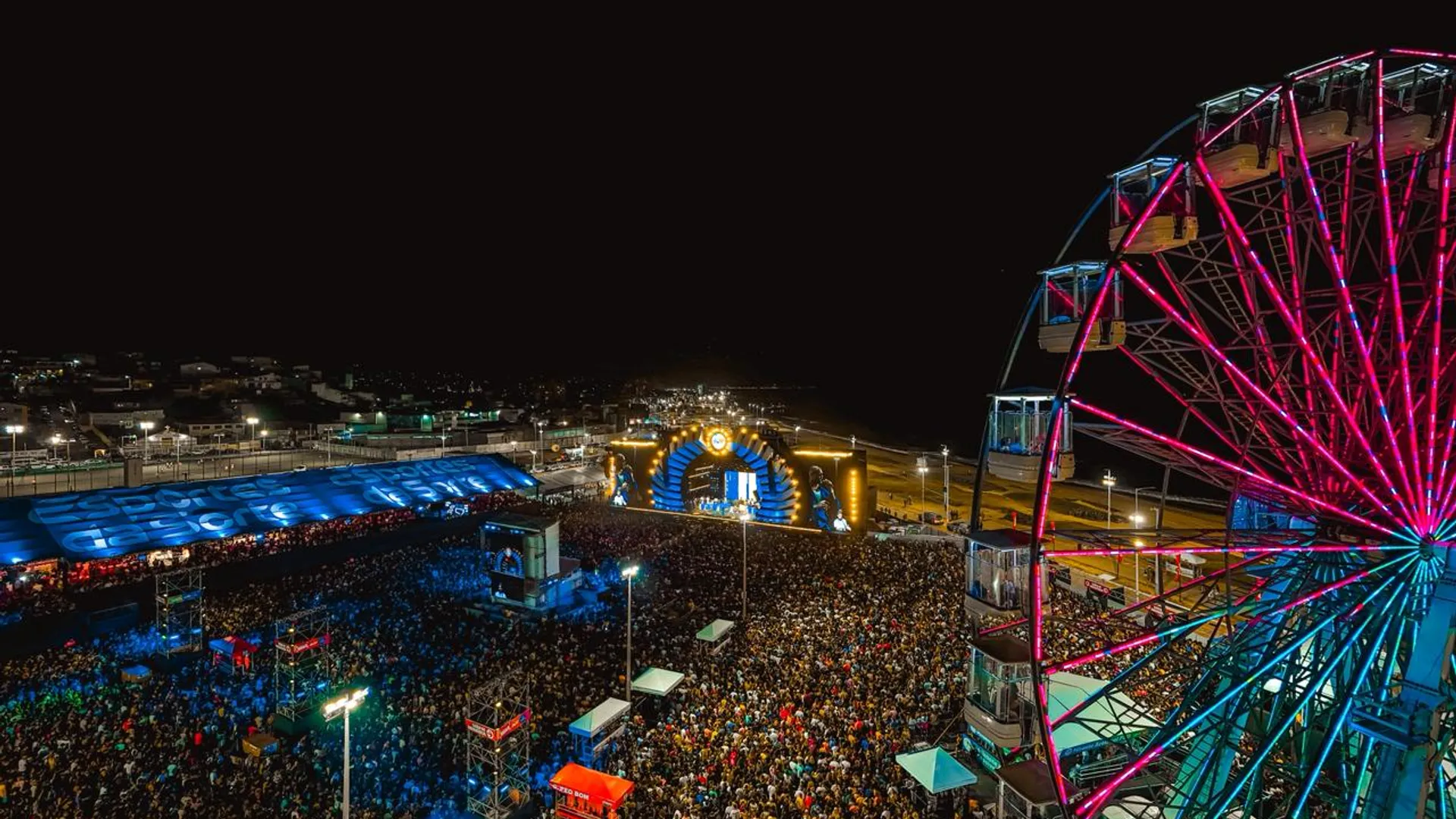 A quarta-feira (31) marca o &uacute;ltimo dia do Festival Virada Salvador 2026, realizado na orla da capital baiana com shows gratuitos de artistas nacionais. | Foto: Alexandre Dias/Saltur