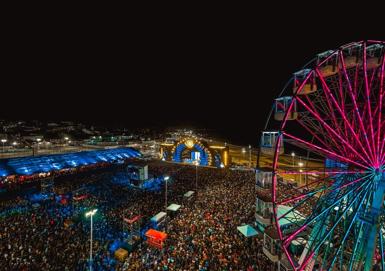 A quarta-feira (31) marca o &uacute;ltimo dia do Festival Virada Salvador 2026, realizado na orla da capital baiana com shows gratuitos de artistas nacionais. | Foto: Alexandre Dias/Saltur