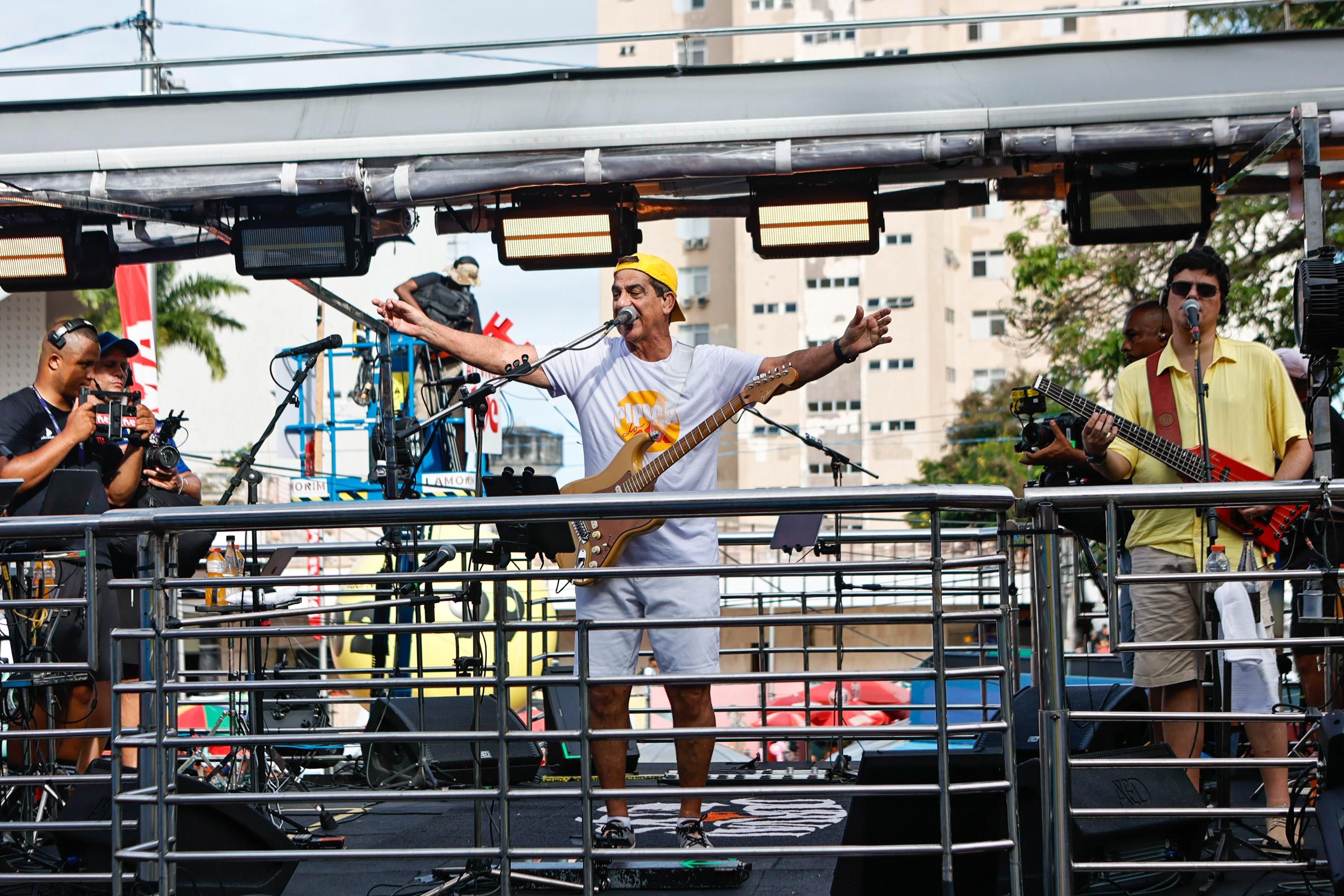 Dono de hits que marcaram gera&ccedil;&otilde;es, Durval Lelys &eacute; um dos artistas mais importantes da hist&oacute;ria do ax&eacute; music. | Foto: Joka Gueiros/Secom PMS
