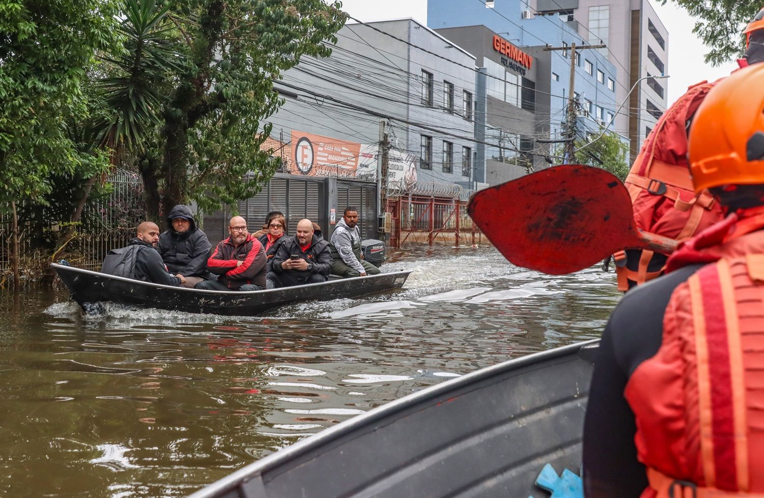 O conceito descreve o impacto emocional de permanecer em um território que está mudando ou se deteriorando. | Foto: Rafa Neddermeyer/Agência Brasil