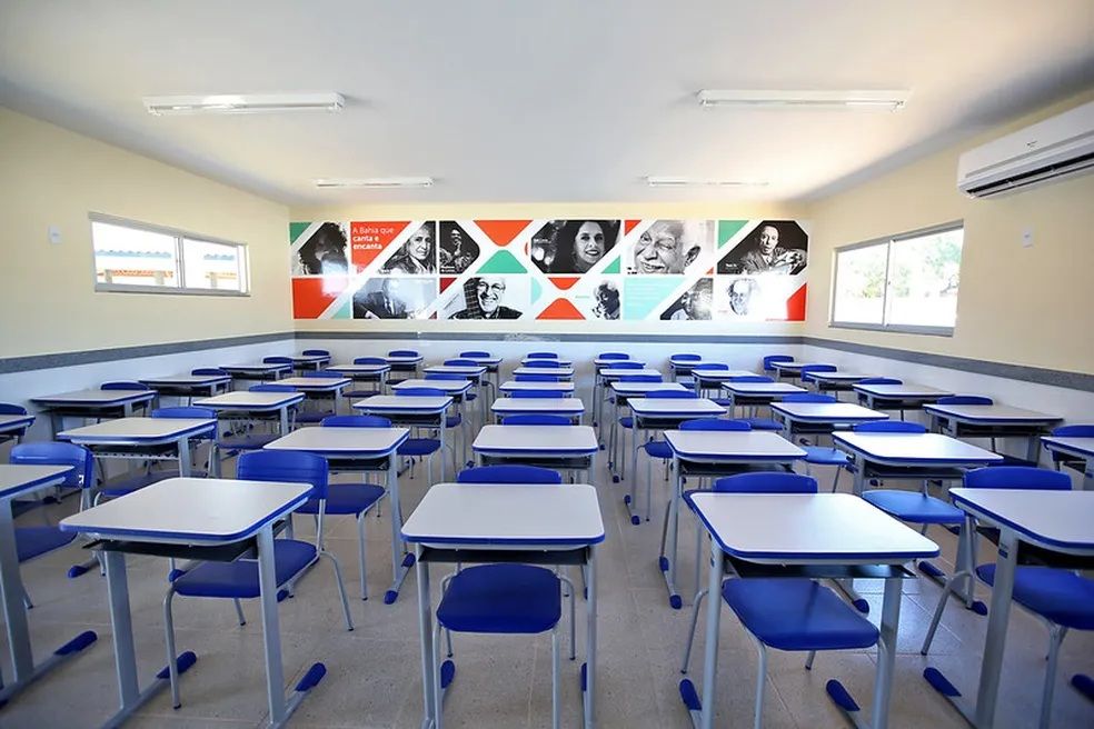 Sala De Aula De Escola Pública Na Bahia Foto Paula Fróes Govba