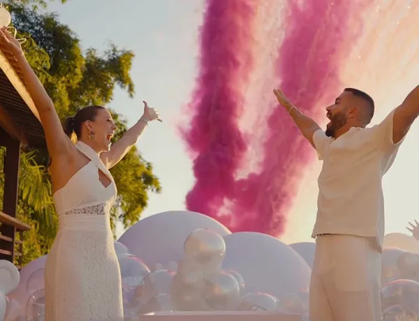 Rafa Marques, filho mais velho de Bell Marques, e a influenciadora digital Pati Guerra estão à espera de uma menina. | Foto: Redes Sociais