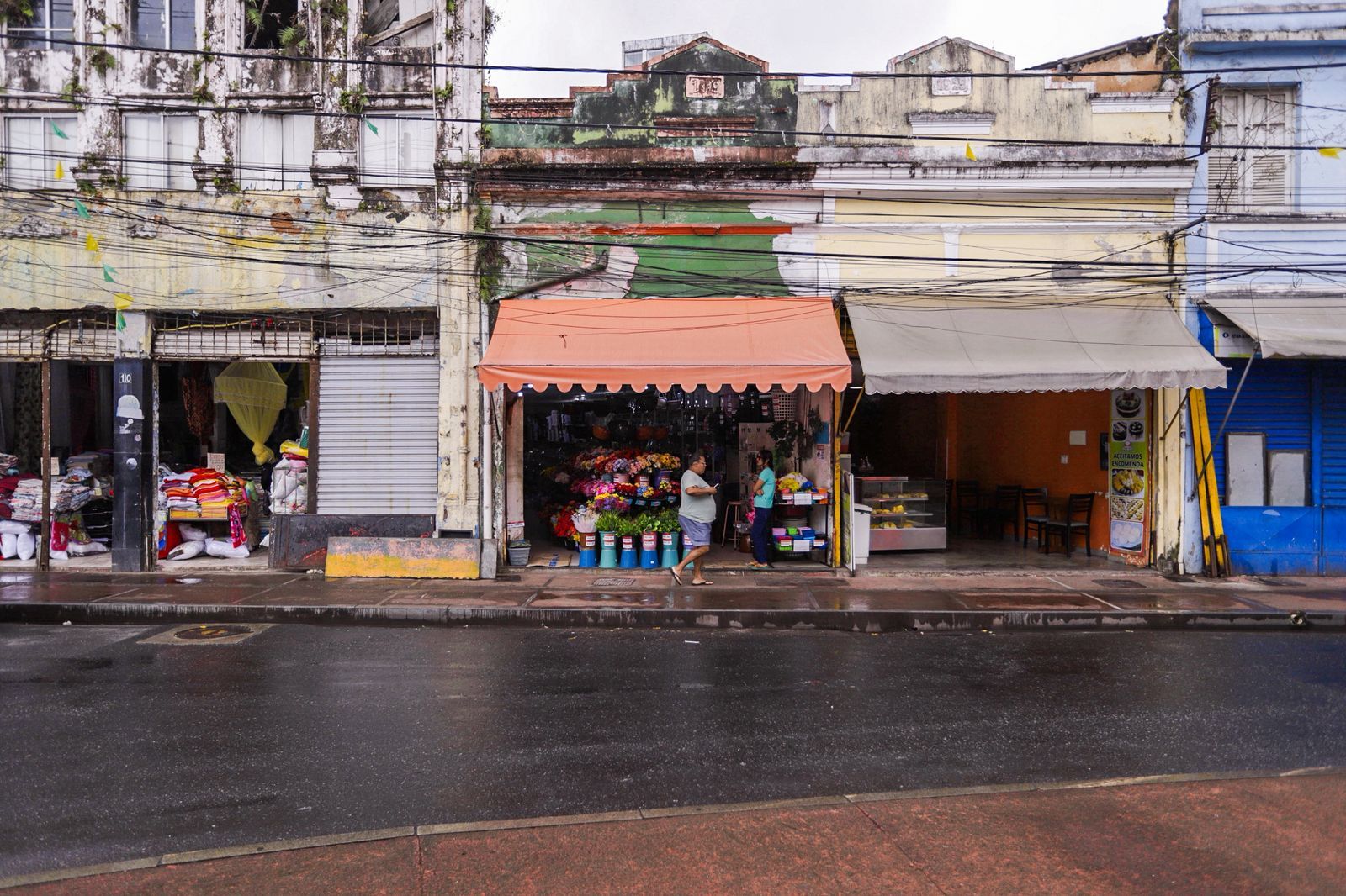A proposta &eacute; recuperar a estrutura e o aspecto visual da regi&atilde;o e, ao mesmo tempo, estimular a retomada das atividades econ&ocirc;micas. | Foto: Igor Santos/Secom PMS