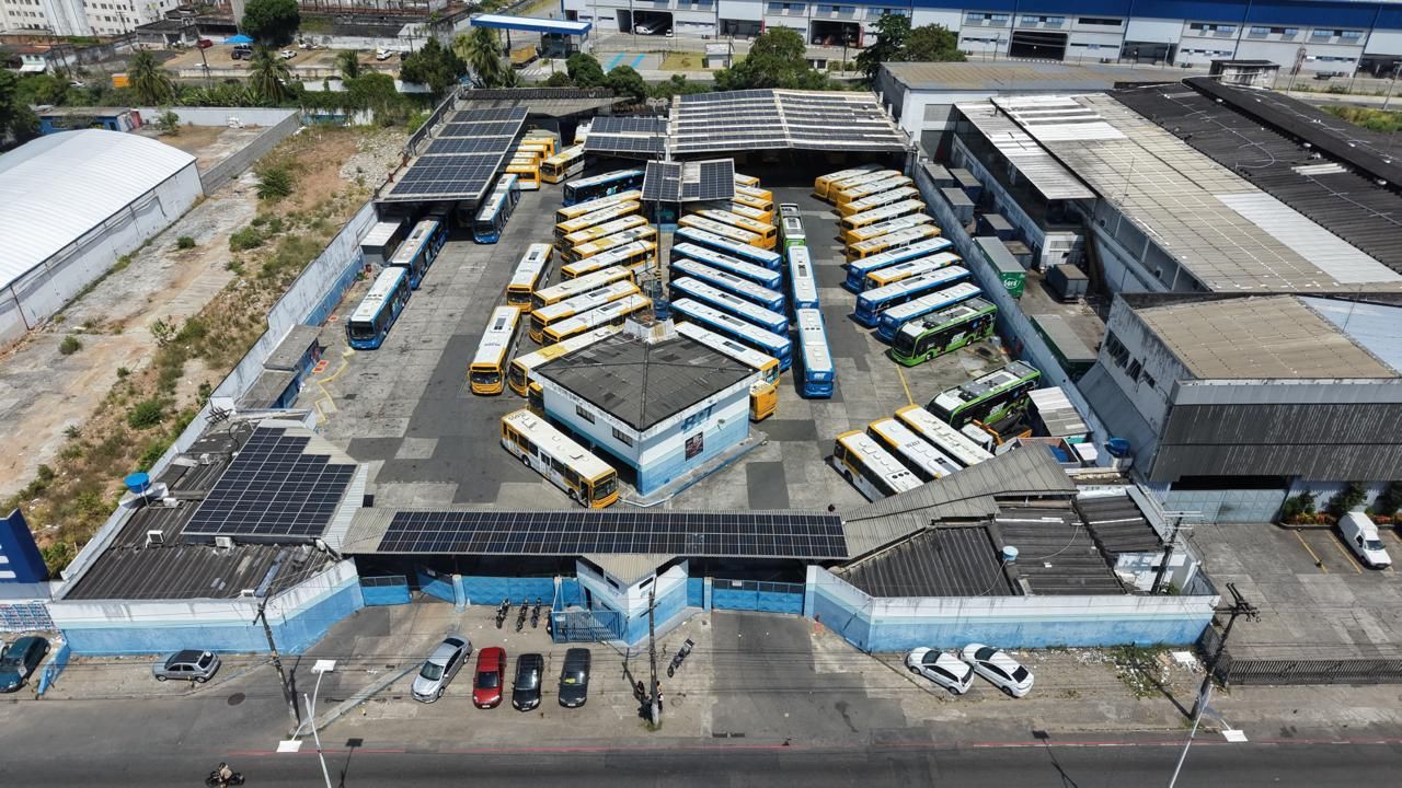 Na decisão, Zanin citou relatos de dificuldades de deslocamento de eleitores em Salvador, Feira de Santana e Lauro de Freitas. | Foto: Manu Dias/GOVBA