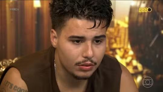 Ap&oacute;s apertar o bot&atilde;o da desist&ecirc;ncia, Pedro Henrique falou no confession&aacute;rio e declarou que interpretou o epis&oacute;dio de forma equivocada. | Foto: Reprodu&ccedil;&atilde;o/TV Globo