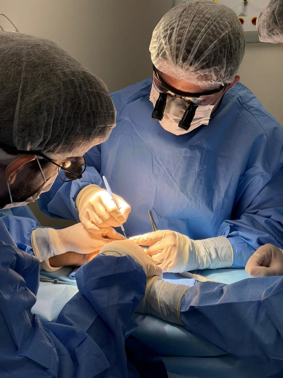 A a&ccedil;&atilde;o vai reunir 21 m&eacute;dicos especialistas para atender 86 pacientes regulados. | Foto: Divulga&ccedil;&atilde;o/Sesab