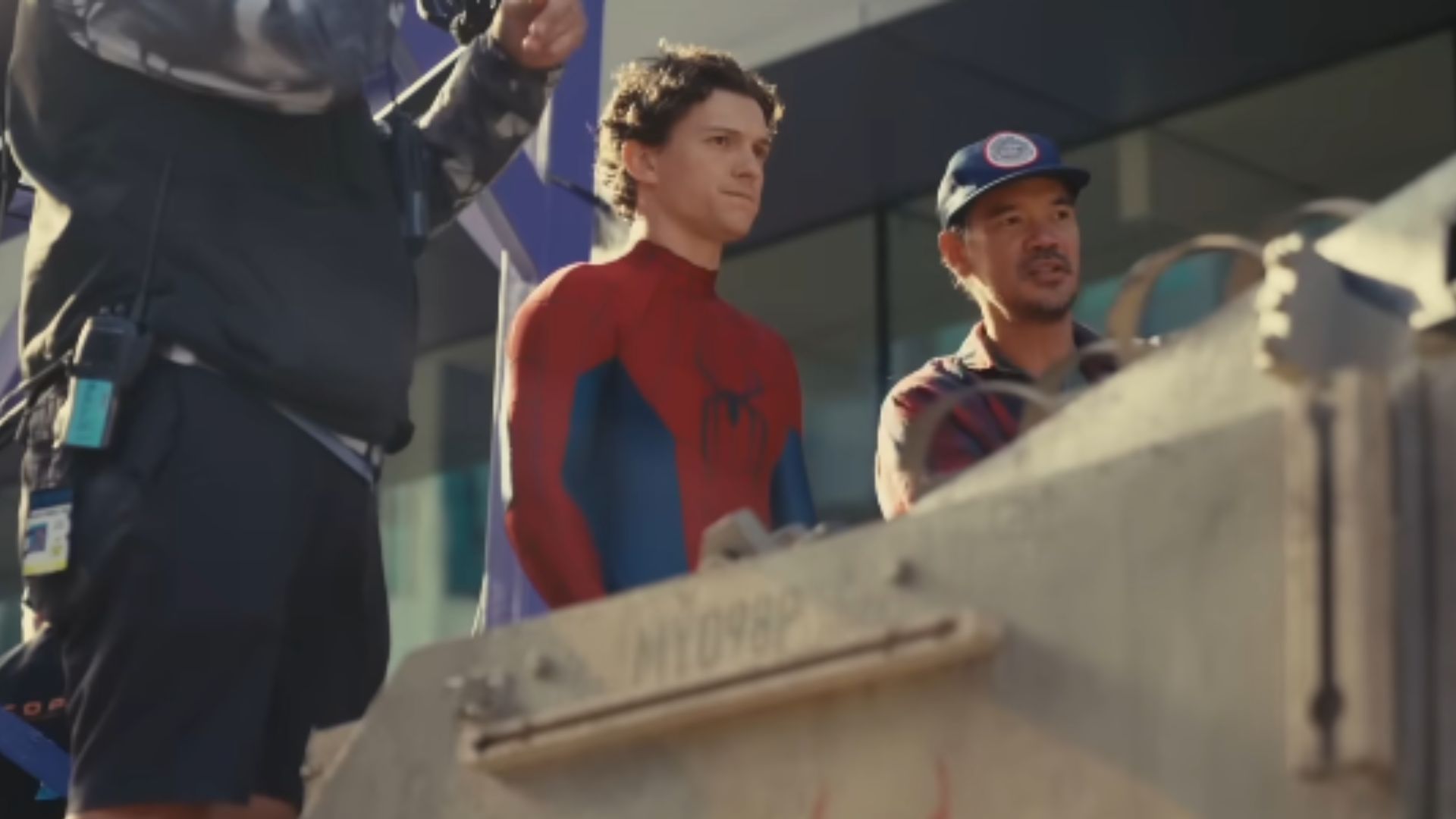Tom Holland se acidentou durante gravações de Homem Aranha: Um Novo Dia | Imagem ilustrativa/reprodução/Sony Pictures