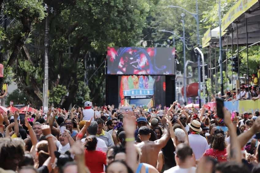 A rela&ccedil;&atilde;o de Durval com o Carnaval tamb&eacute;m aparece nos n&uacute;meros da m&uacute;sica brasileira. | Foto: Alfredo Filho/Secom PMS