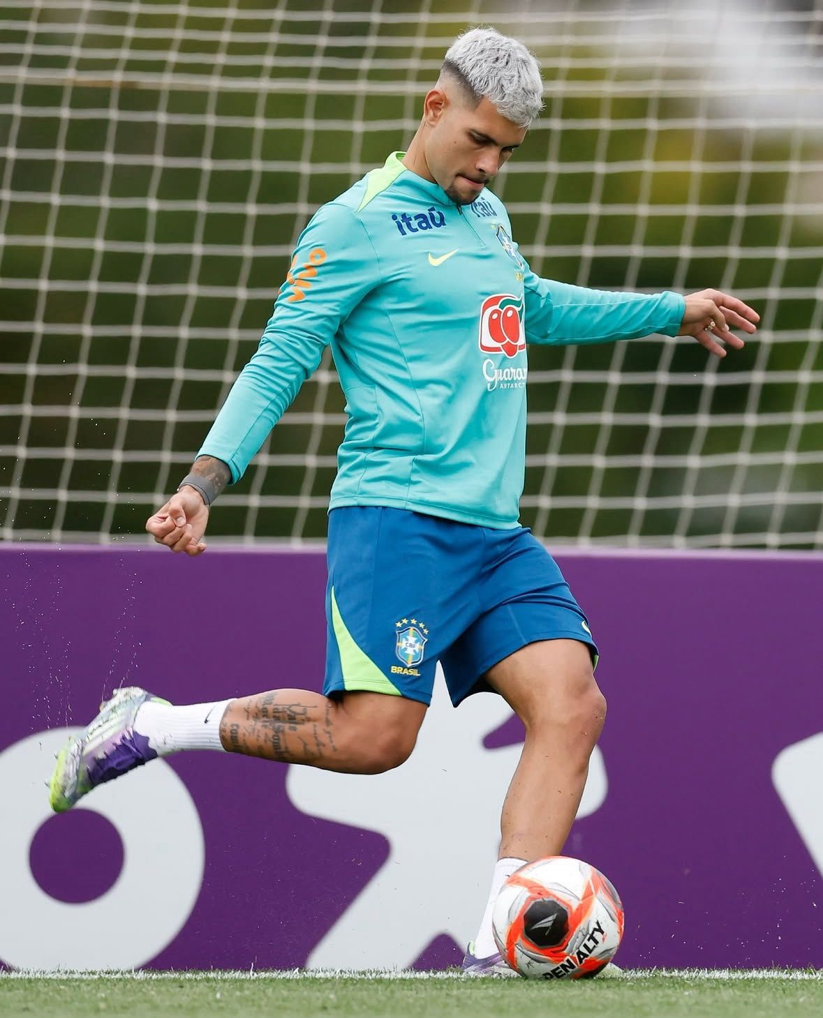 A equipe de esportes do SBT já conta com nomes como Tiago Leifert e Mauro Beting. | Foto: CBF