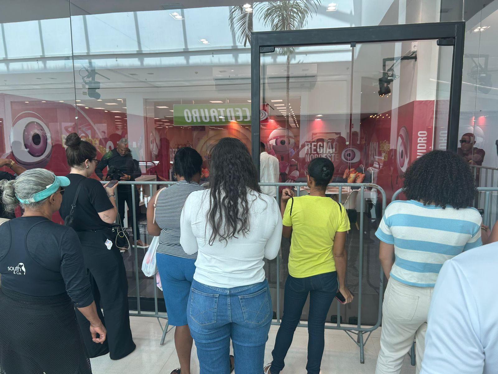 No BBB 26, todos os participantes do grupo&nbsp;Pipoca sair&atilde;o das Casas de Vidro e ser&atilde;o definidos por vota&ccedil;&atilde;o popular. | Foto: Luzia Carrera/Aratu On