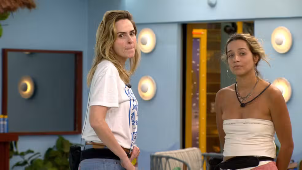 Na noite de ter&ccedil;a-feira (17), Maxiane comentou a elimina&ccedil;&atilde;o de Marcelo e levantou a possibilidade de o participante retornar ao BBB 26. | Foto: Gshow