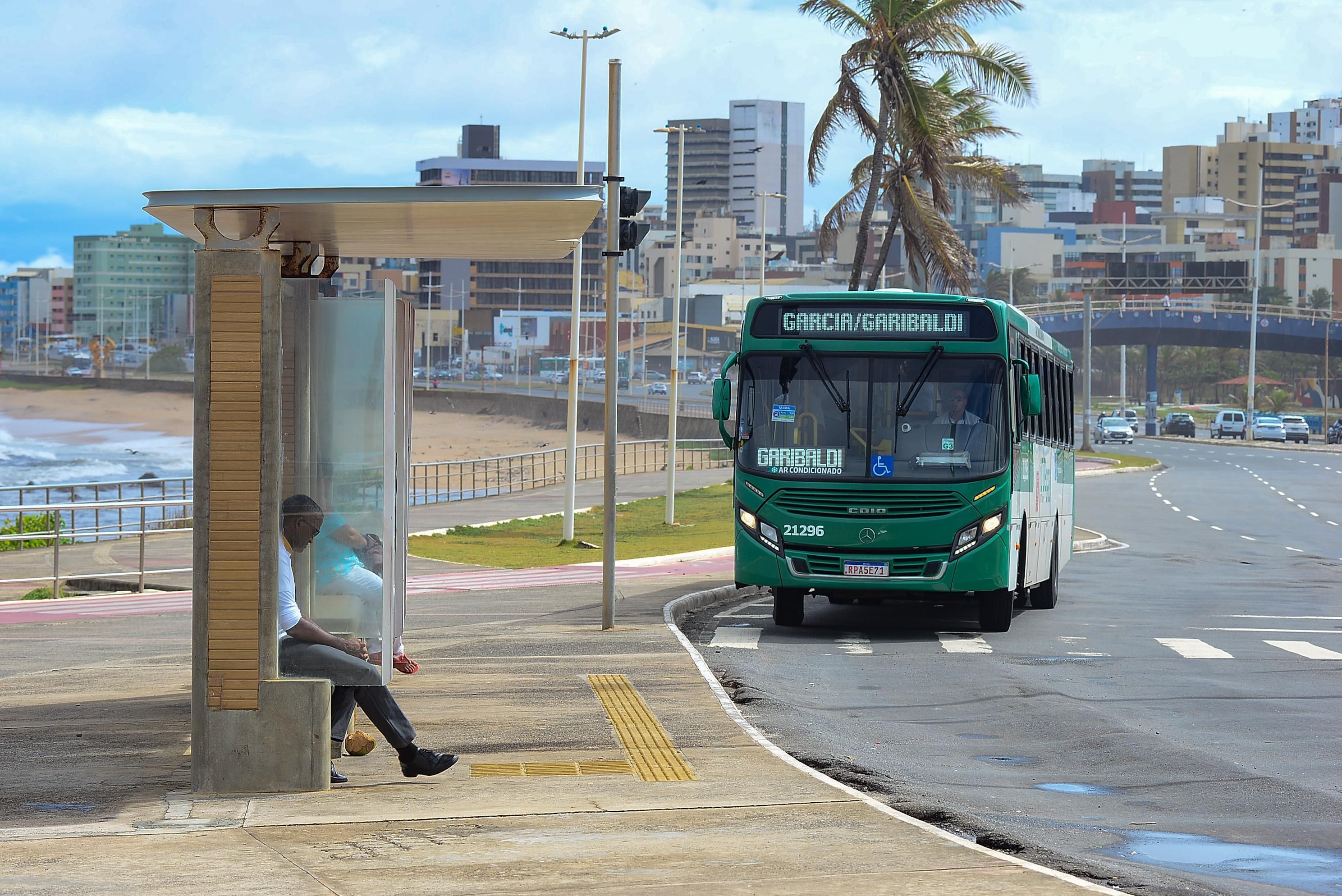 Salvador amanheceu sem ônibus circulando na manhã desta sexta-feira (22) por causa da greve dos rodoviários. | Foto: Jefferson Peixoto/Secom PMS