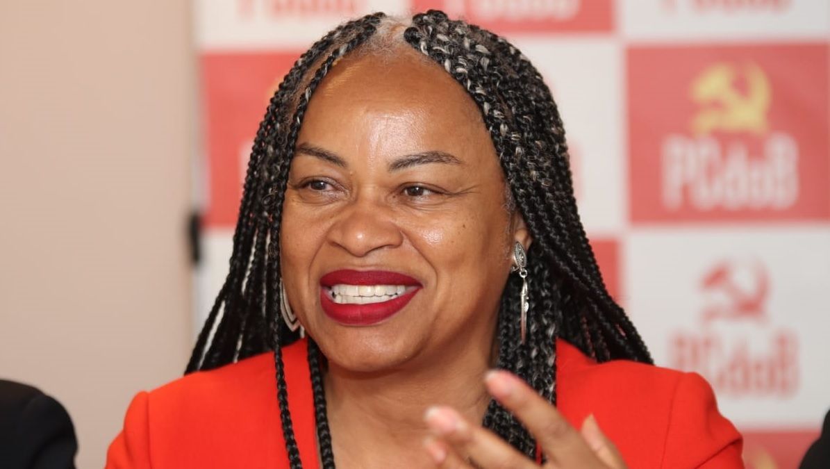 A irm&atilde; da deputada estadual Ol&iacute;via Santana (PCdoB), Eliana Santana Amaral Estrela, morreu. | Foto: PCdoB
