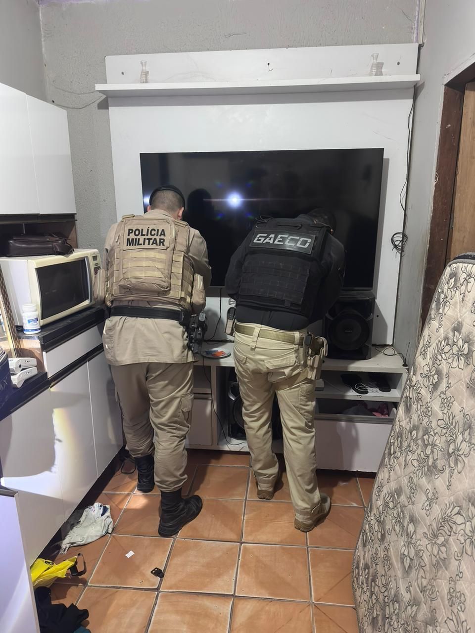 Integrantes da fac&ccedil;&atilde;o continuavam comandando atividades il&iacute;citas e determinando a&ccedil;&otilde;es criminosas de dentro do pres&iacute;dio. | Foto: MP-BA