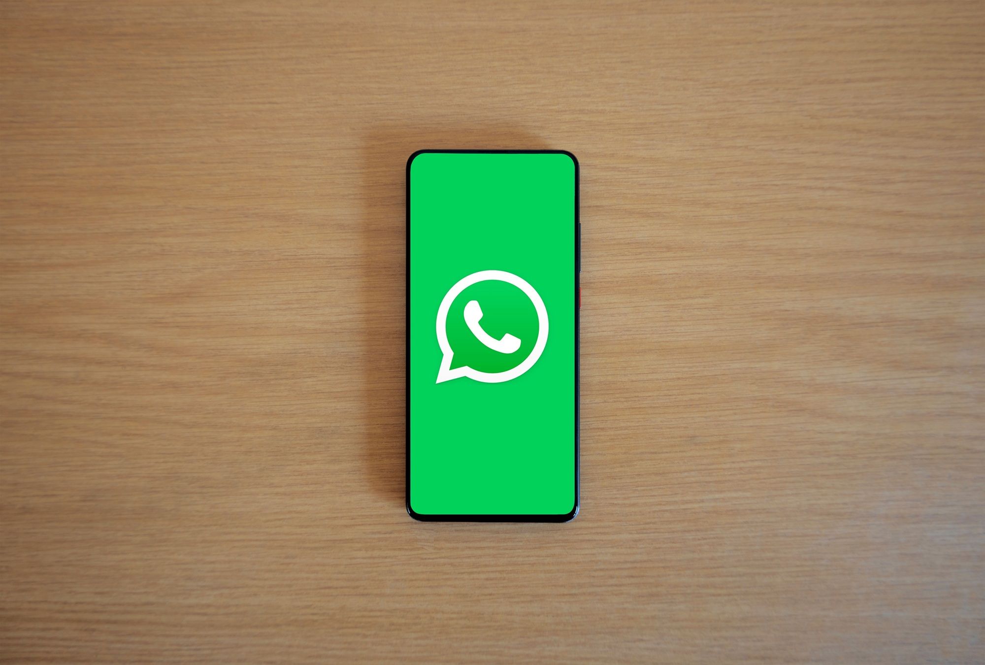 Com a aproxima&ccedil;&atilde;o da Copa do Mundo de 2026, o WhatsApp anunciou uma s&eacute;rie de recursos voltados aos torcedores. | Foto: Ilustrativa/Pexels
