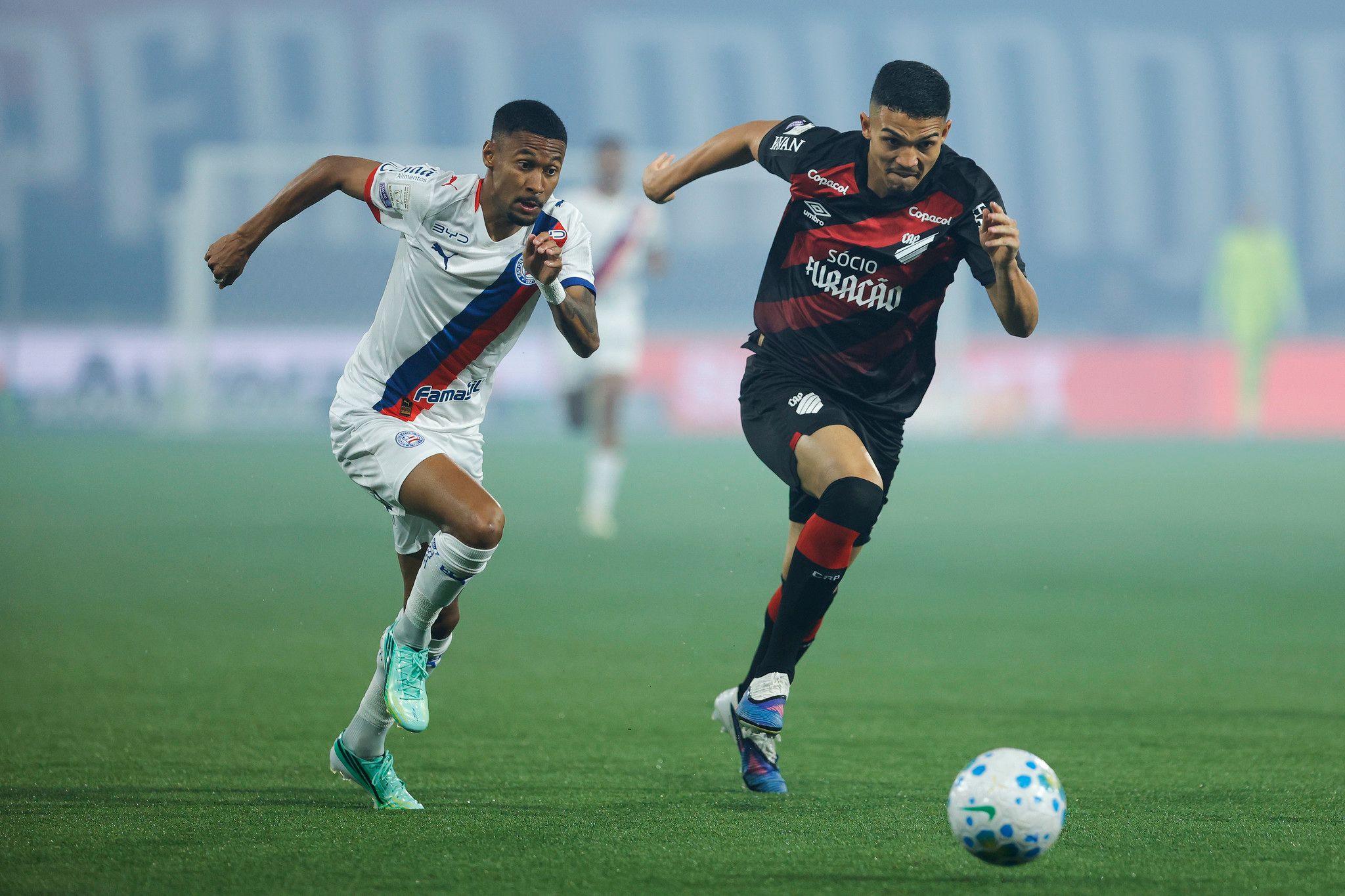 Com o resultado, o Bahia, comandado pelo t&eacute;cnico Rog&eacute;rio Ceni, caiu para a 5&ordf; posi&ccedil;&atilde;o da S&eacute;rie A, com 46 pontos. | Foto: Rafael Rodrigues/EC Bahia