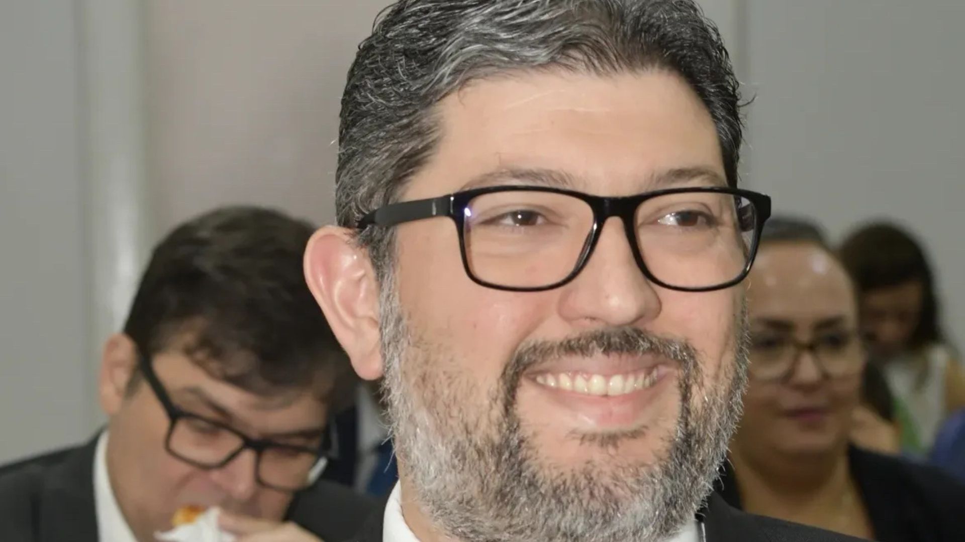 Procurador da OAB-BA explica o golpe do falso advogado e como evitá-lo