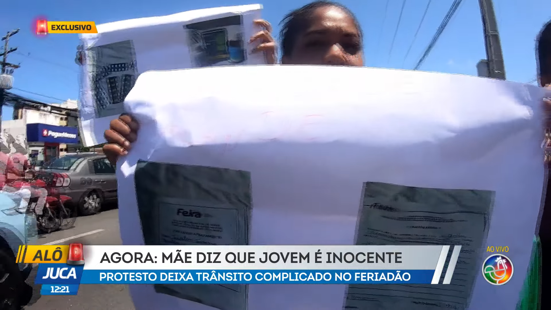 Ela conta que levou o filho para o interior da Bahia, onde mora, mas descobriu depois que havia uma nova ordem de prisão contra ele. | Foto: Reprodução/Alô Juca