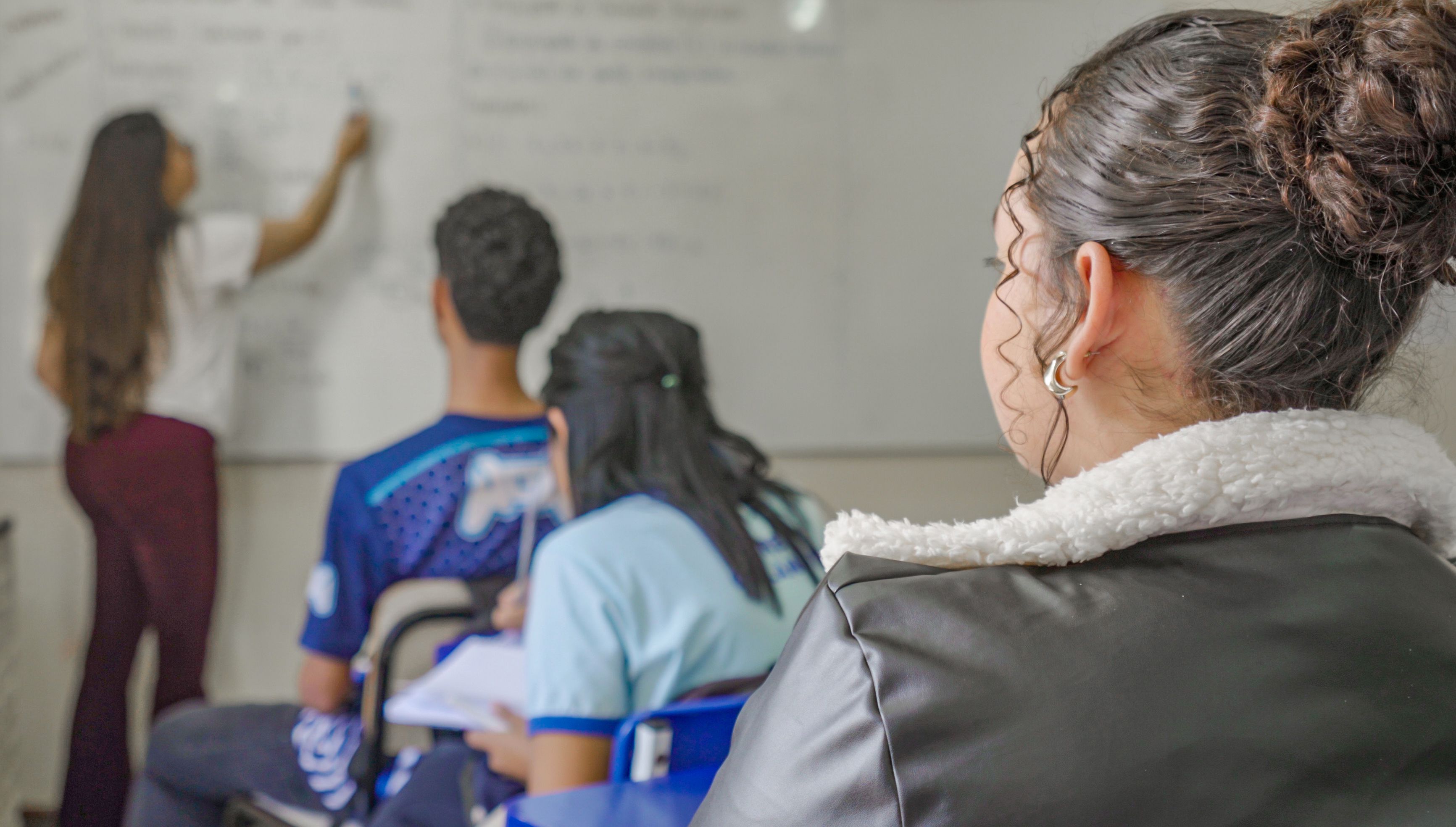 Estudantes do Ensino M&eacute;dio poder&atilde;o participar, entre outubro e novembro, de uma prepara&ccedil;&atilde;o voltada &agrave; reta final do Enem. | Foto: Rafa Neddermeyer/Ag&ecirc;ncia Brasil