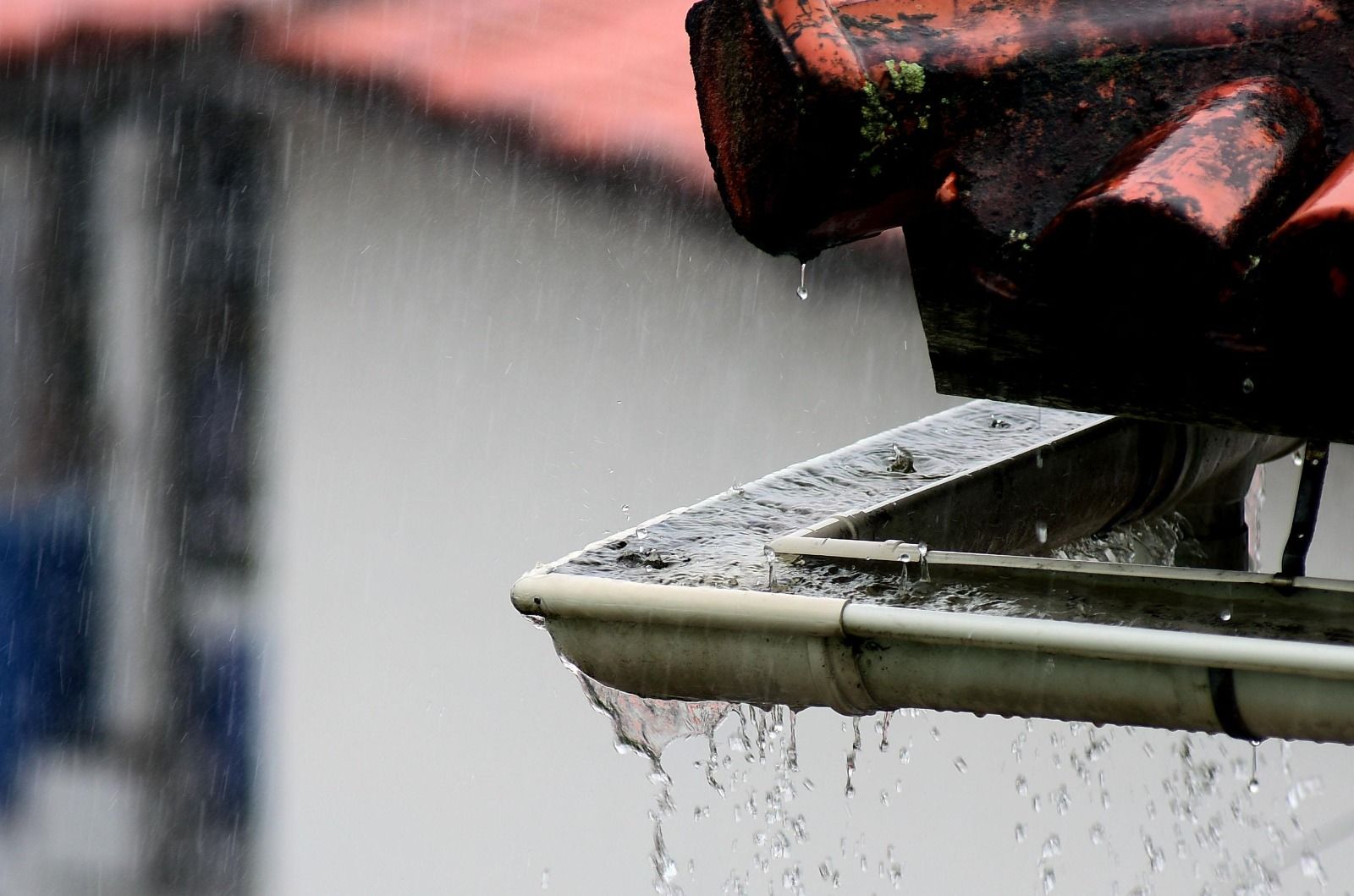 Nas &uacute;ltimas 72 horas, Salvador acumulou cerca de 160 mil&iacute;metros de chuva. | Foto: Jefferson Peixoto/Secom PMS